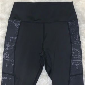 Small CurvesnCombatBoots Leggings!